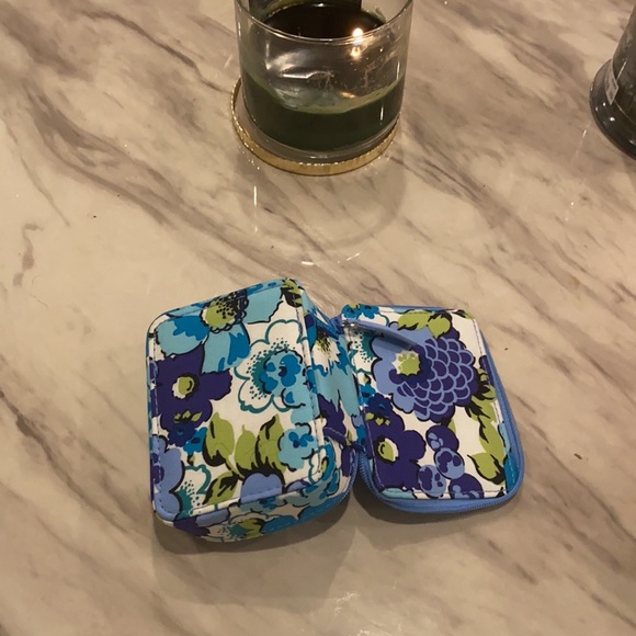 COPY - Vera Bradley Colorful Mini Wallets, cross body and more feel free to vie… - Picture 8 of 11
